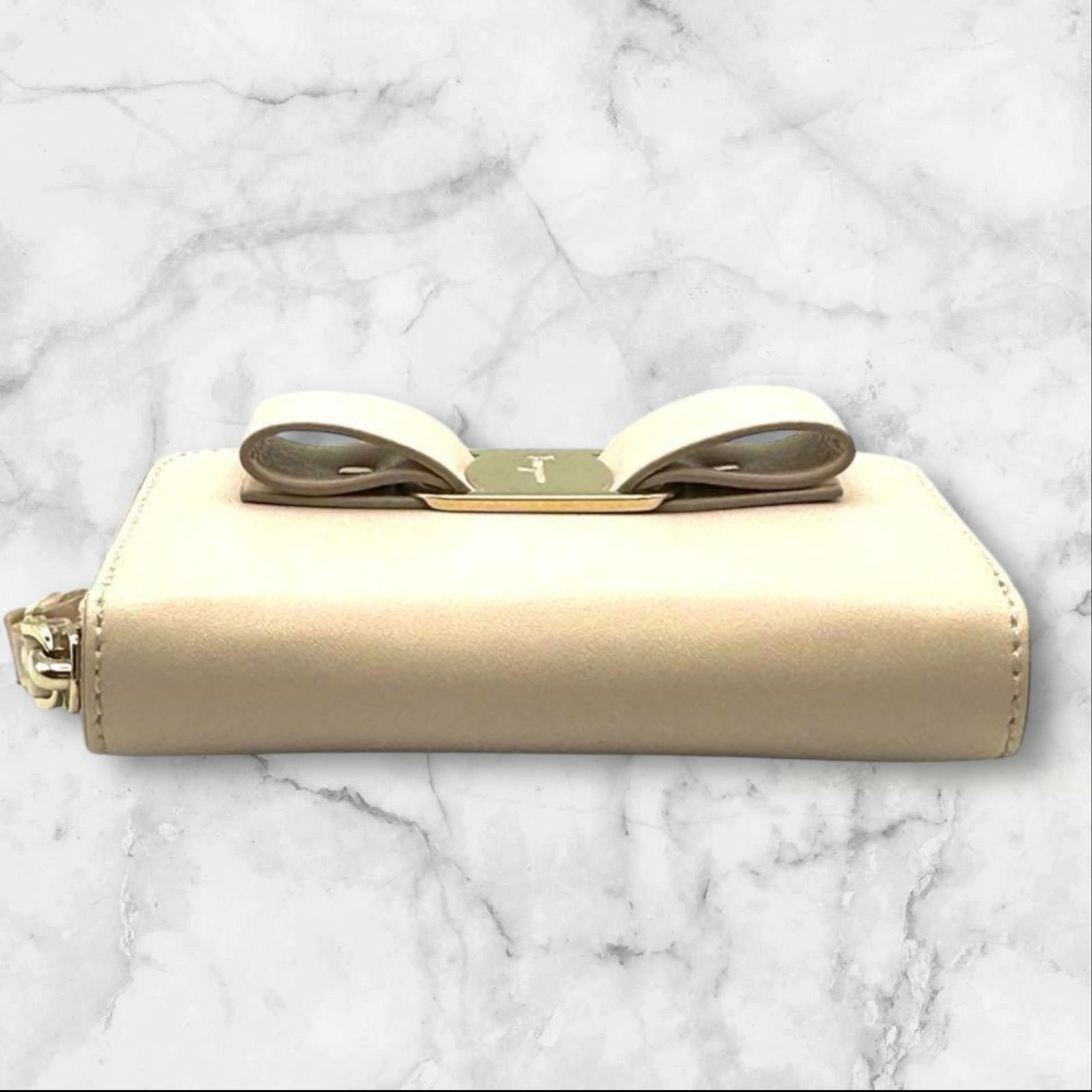 Salvatore Ferragamo フェラガモ コインケース ミニウォレット ピンク