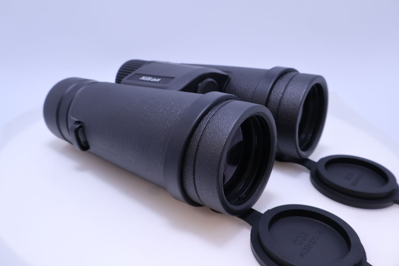  Nikon 双眼鏡 MONARCH M 7 8 x 42 ダハプリズム式 8倍42口径 コンサート 旅行 バードウォッチング オールラウンドモデル 双眼鏡 オペラグラス 望遠鏡 光学機器