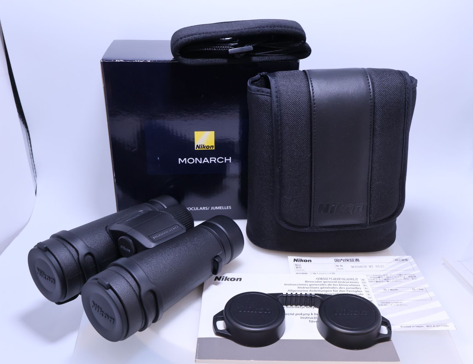 Nikon 双眼鏡 MONARCH M 7 8 x 42 ダハプリズム式 8倍42口径 コンサート 旅行 バードウォッチング オールラウンドモデル