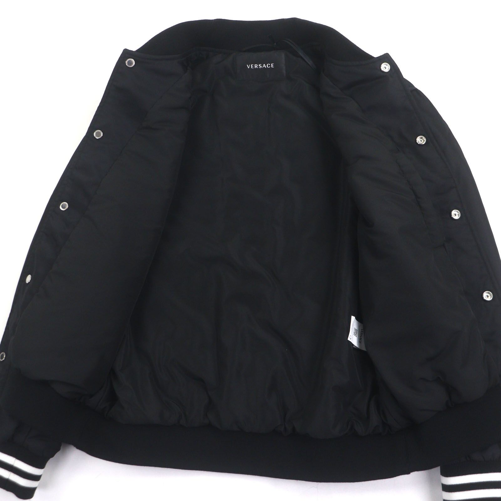 未使用品▽VERSACE ヴェルサーチ 2023年製 1014374 ロゴ刺繍 中綿入り