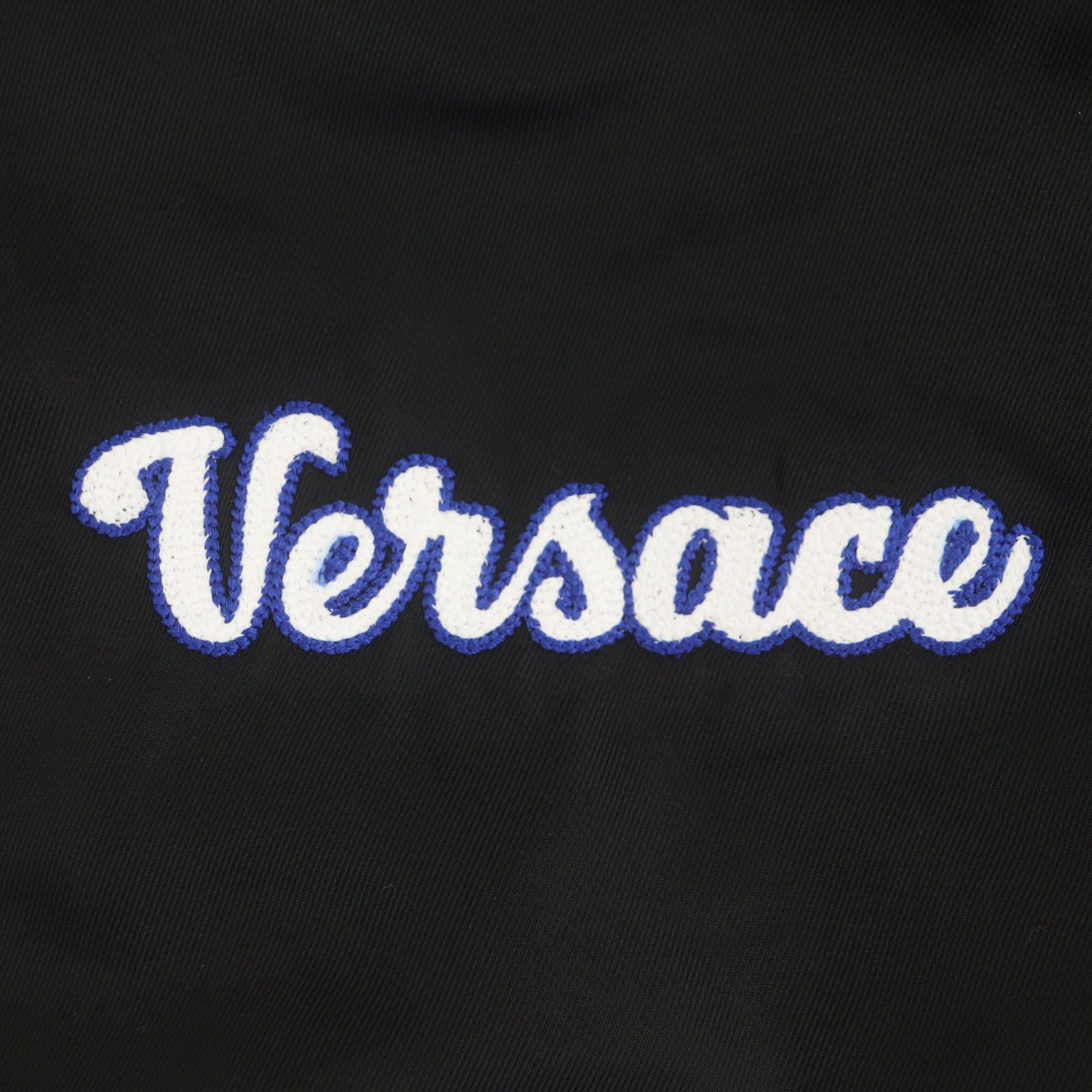 未使用品▽VERSACE ヴェルサーチ 2023年製 1014374 ロゴ刺繍 中綿入り