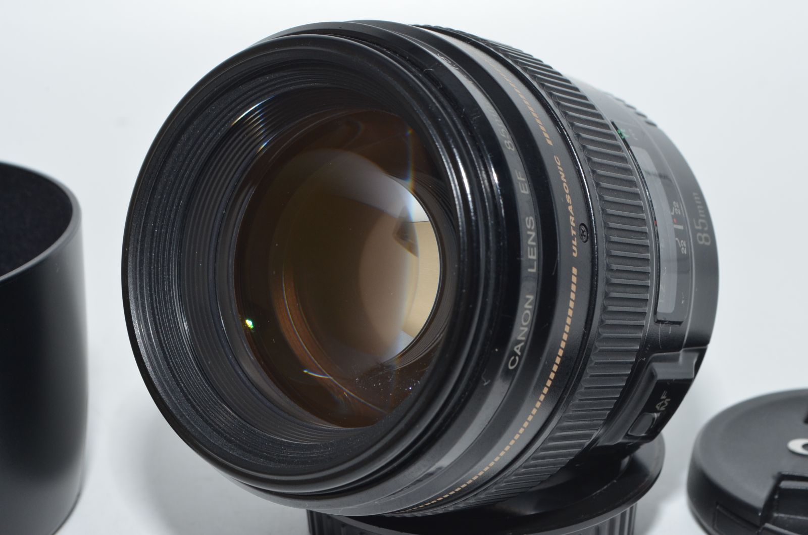251104 Canon EFレンズ EF 85 mm F 1.8 USM 単焦点レンズ 中望遠