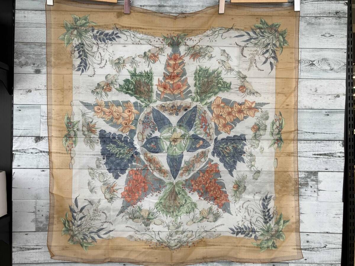 HERMES カレ90 ピタゴラス スカーフ 花 - メルカリ