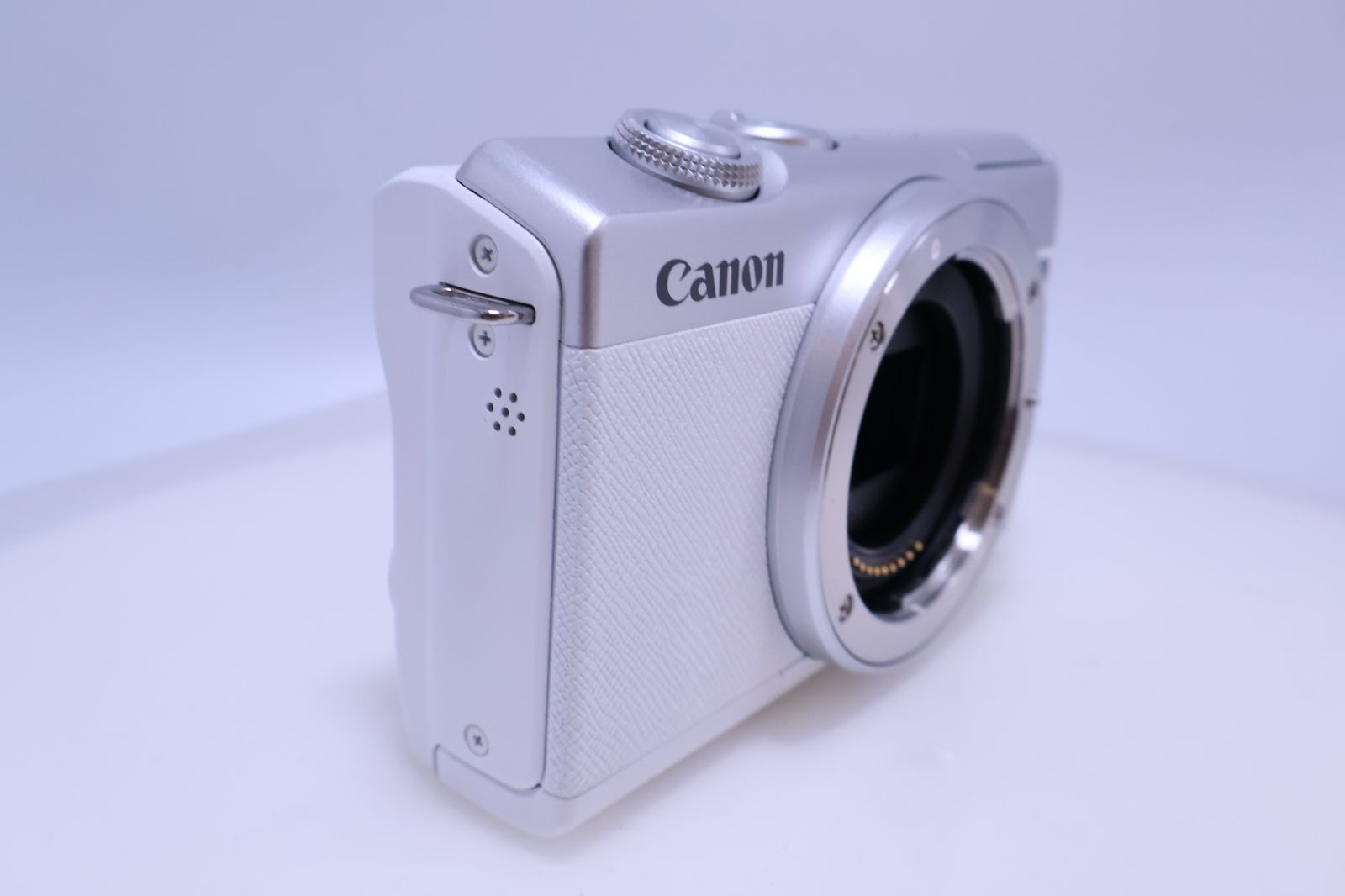 ほぼ新品】Canon EOS M200 ボディー ホワイト EOSM200WH-BODY ミラー