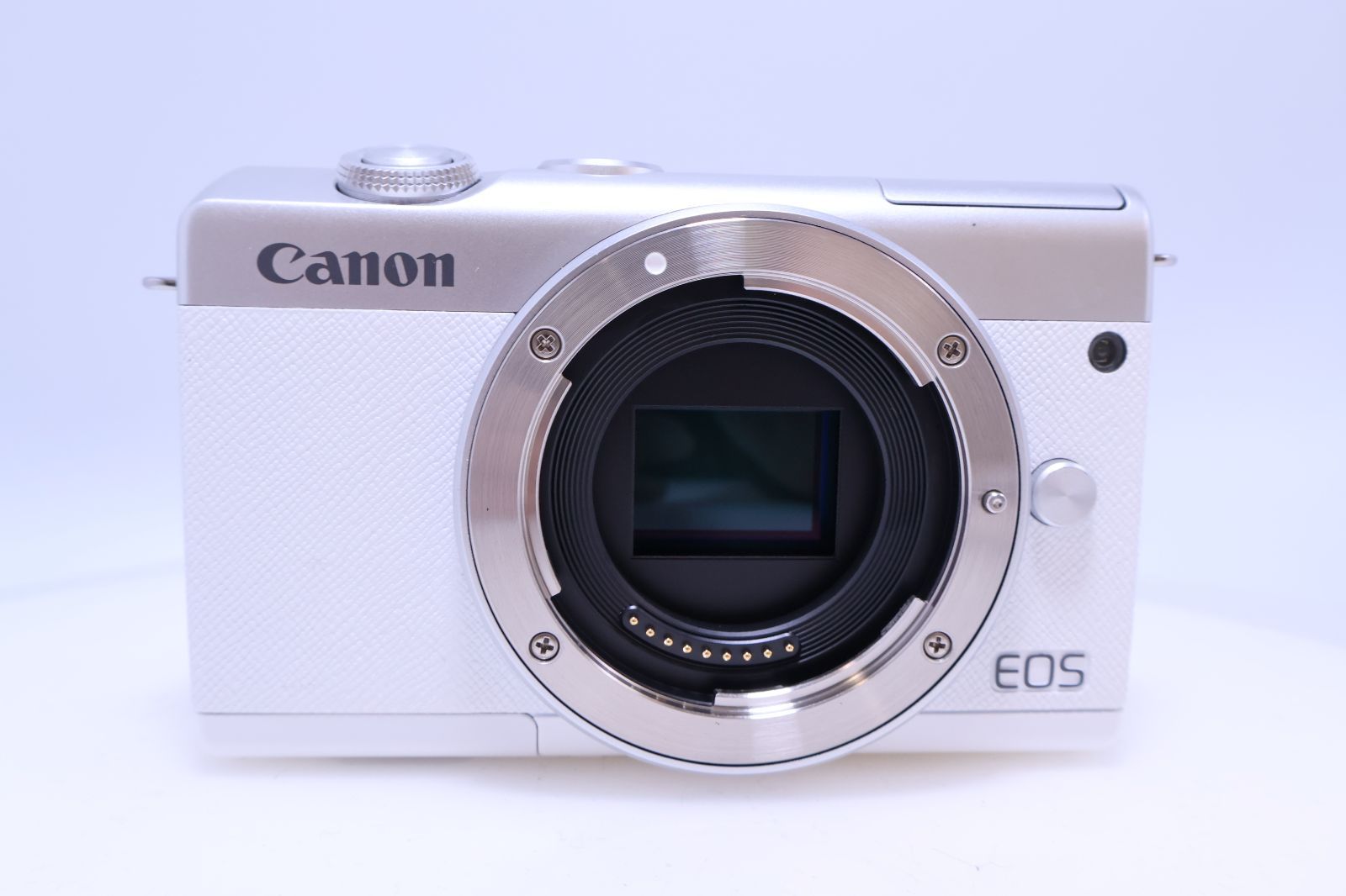 ほぼ新品】Canon EOS M200 ボディー ホワイト EOSM200WH-BODY ミラー