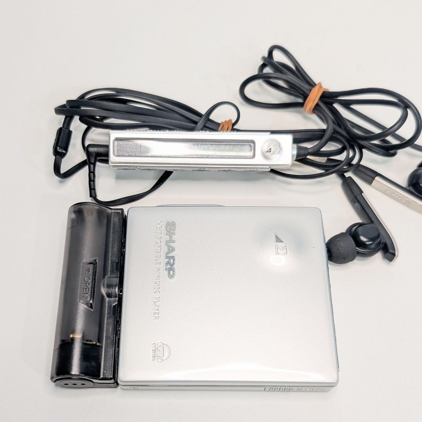 シャープ MDプレイヤー ジャンク品 動作品 難あり MD-DS8-S レトロ