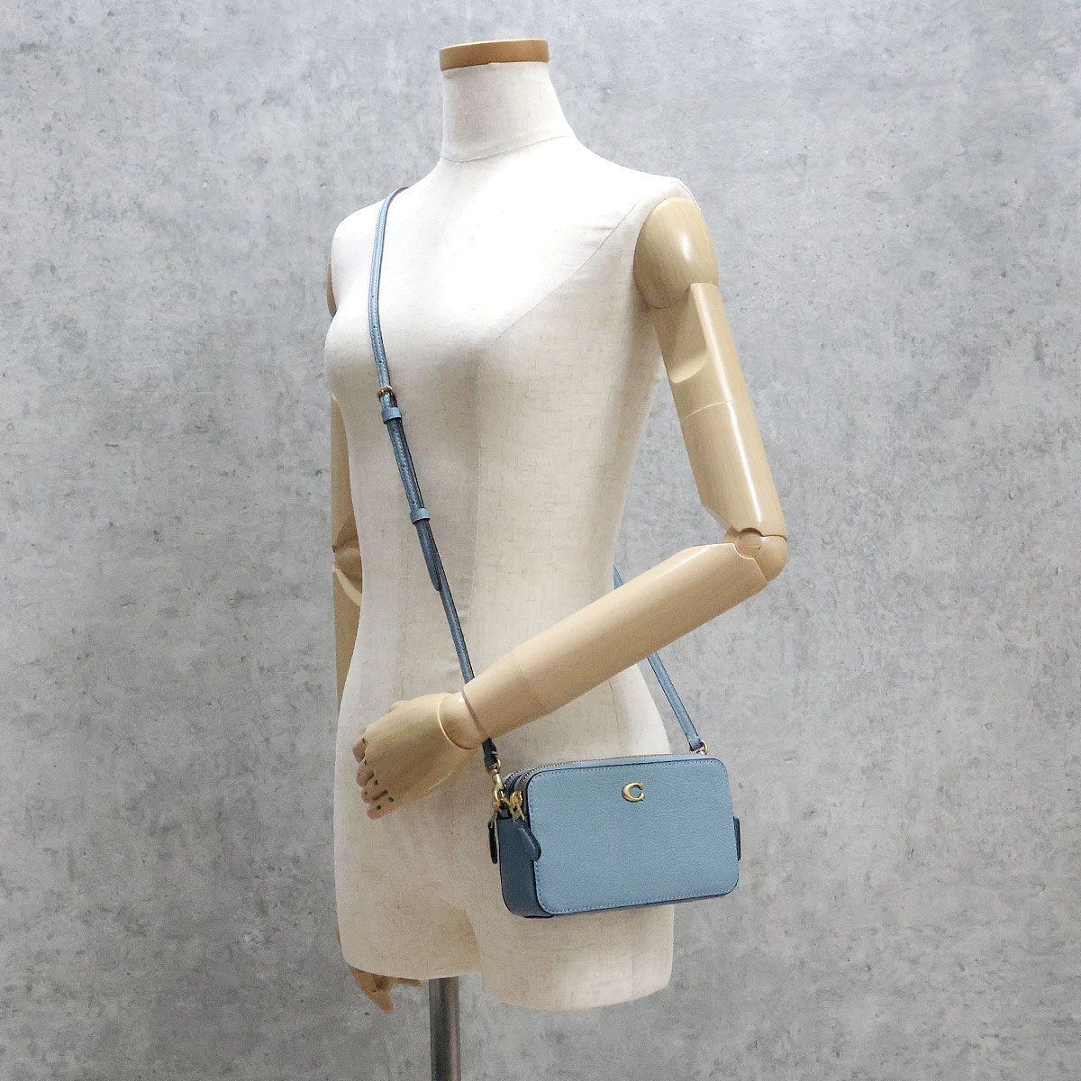 美品 】COACH コーチ ショルダーバッグ キラ クロスボディ CH819 B4PUB 