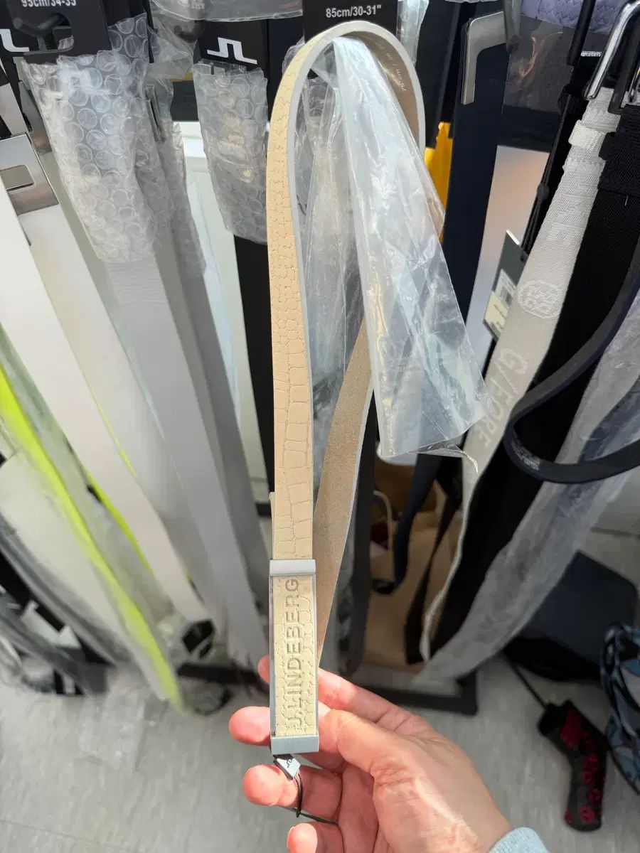 LINDEBERG リンドバーグ