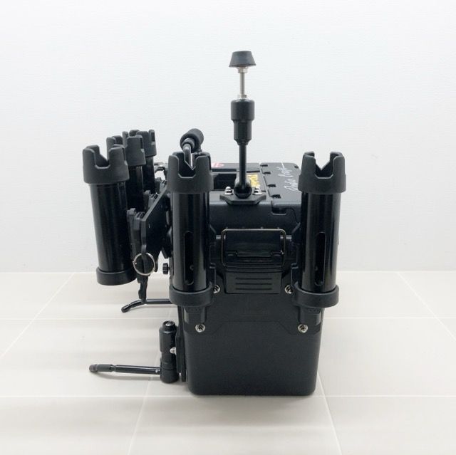 カスタムドリンクホルダー付き プラノタックルボックス