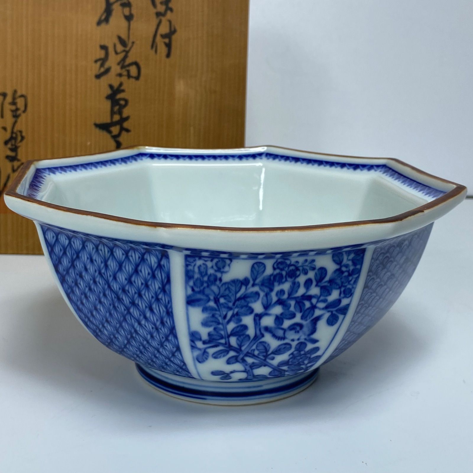 陶楽銘 京焼風 清水焼風 染付 祥瑞 菓子鉢 八角鉢 木箱付き 大皿