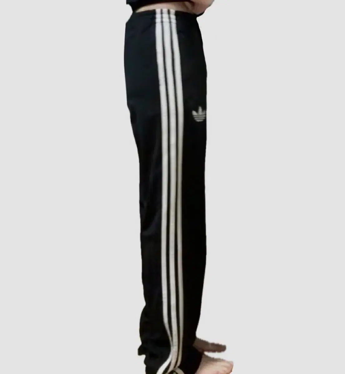 アディダス トラックパンツ トレーニングパンツ