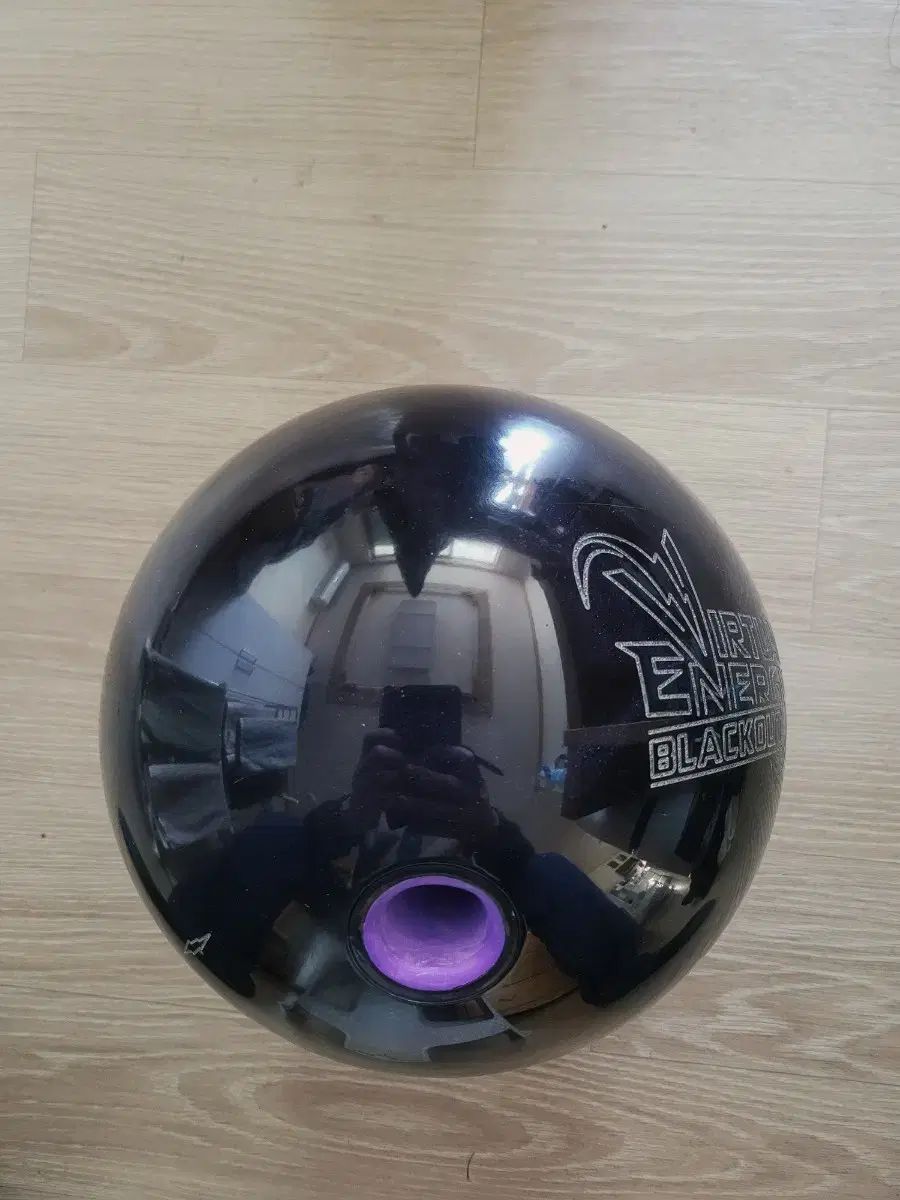 ストーム バーチャル エナジーブラック アウト 15p ボーリングボール