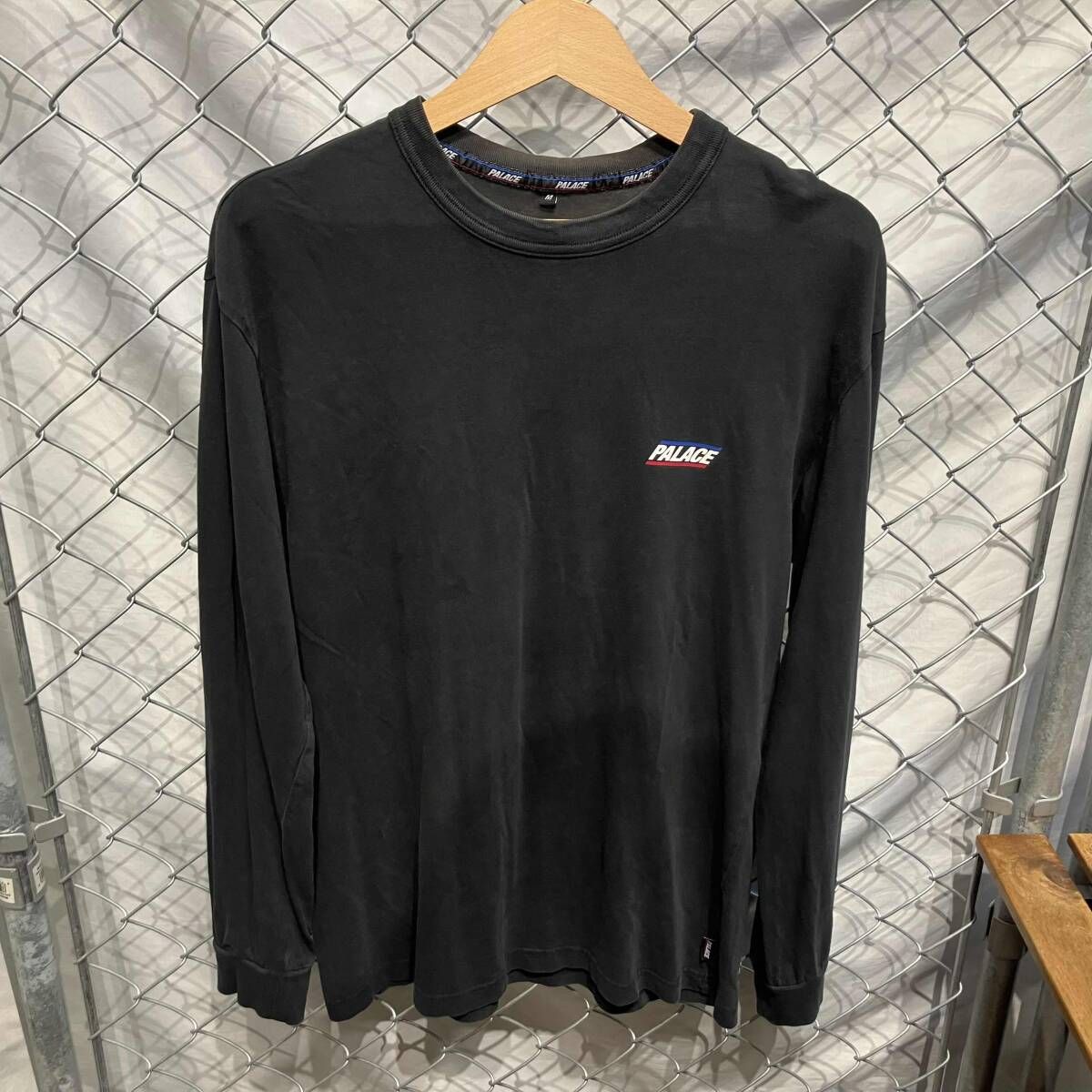 PALACESKATEBOARDS 長袖Tシャツ ブラック M パレススケートボード