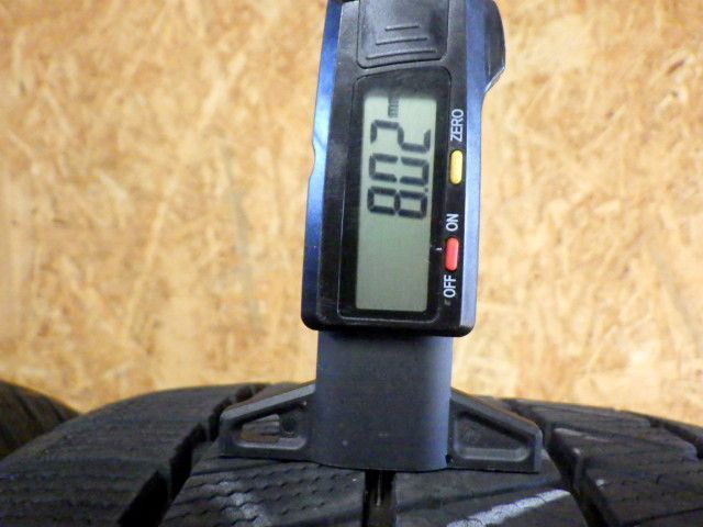 SR 227 製造 約8部山 BS BLIZZAK VRX 3 235 50 R 19 2本