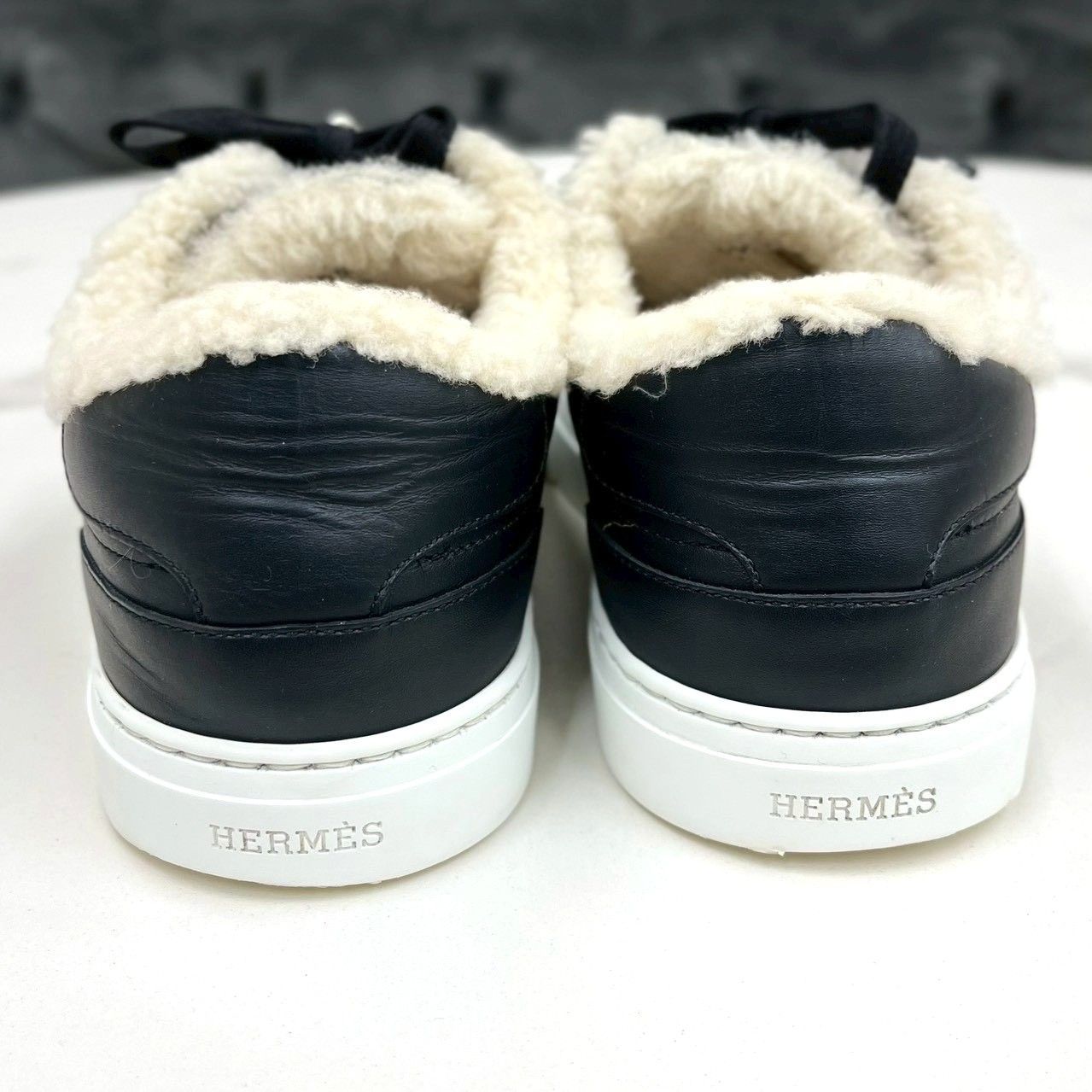 エルメス デイ ファー付き スニーカー 黒 サイズ23.5cm 美品☆ - メルカリ