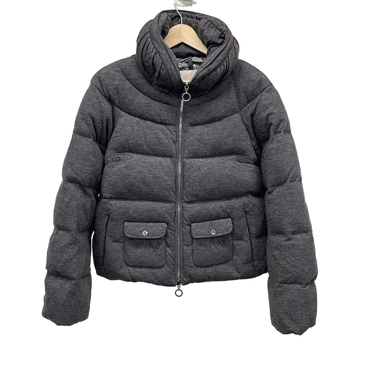 メンズ　モンクレール　グレー　ダウンジャケット　Sサイズ　美品 MONCLER(モンクレール) ダウンジャケット サイズ1 S レディース美品