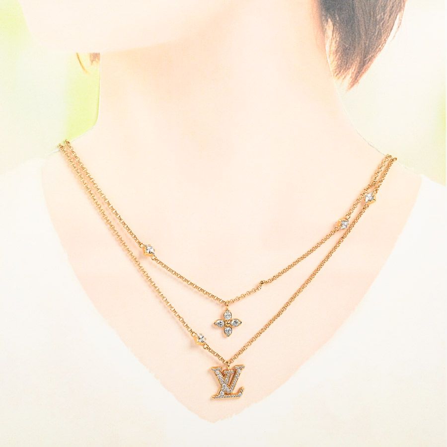 LOUIS VUITTON ルイヴィトン ネックレス レディLV M01845 - メルカリ LOUIS VUITTON ルイヴィトン ネックレス レディLV M01845 - メルカリ