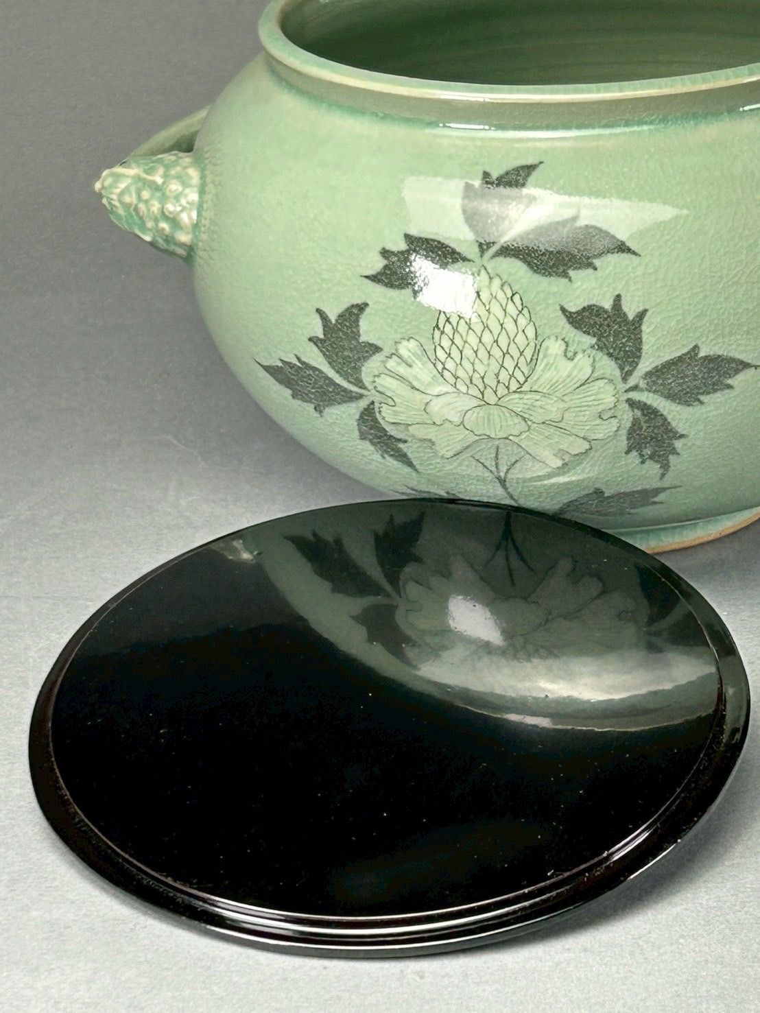 幽玄】韓国人間国宝 柳海剛 高麗 青磁象嵌雲鶴文 茶道具 - メルカリ