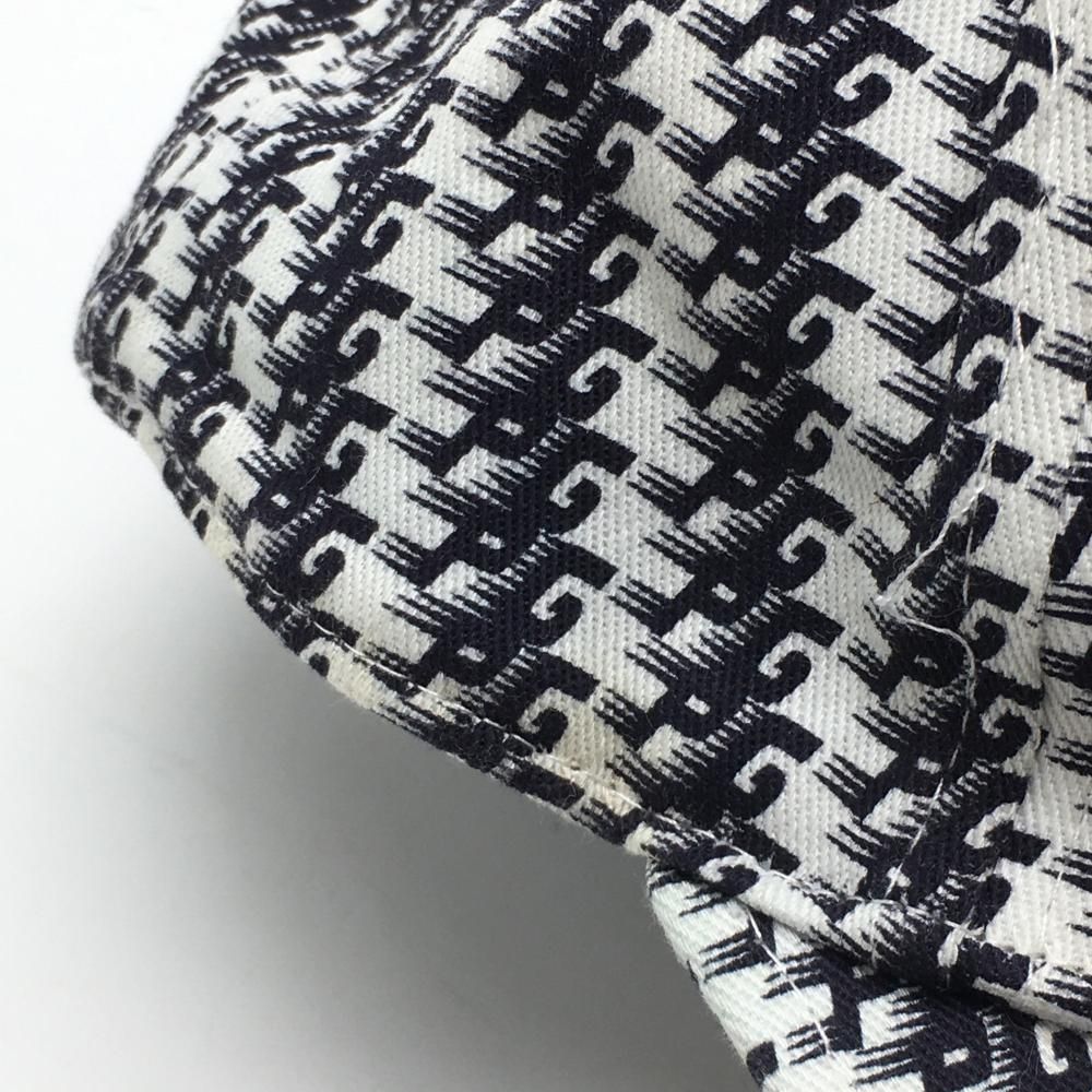 パーリーゲイツ キャップ 白×ダークネイビー ロゴ総柄 FR ゴルフウェア