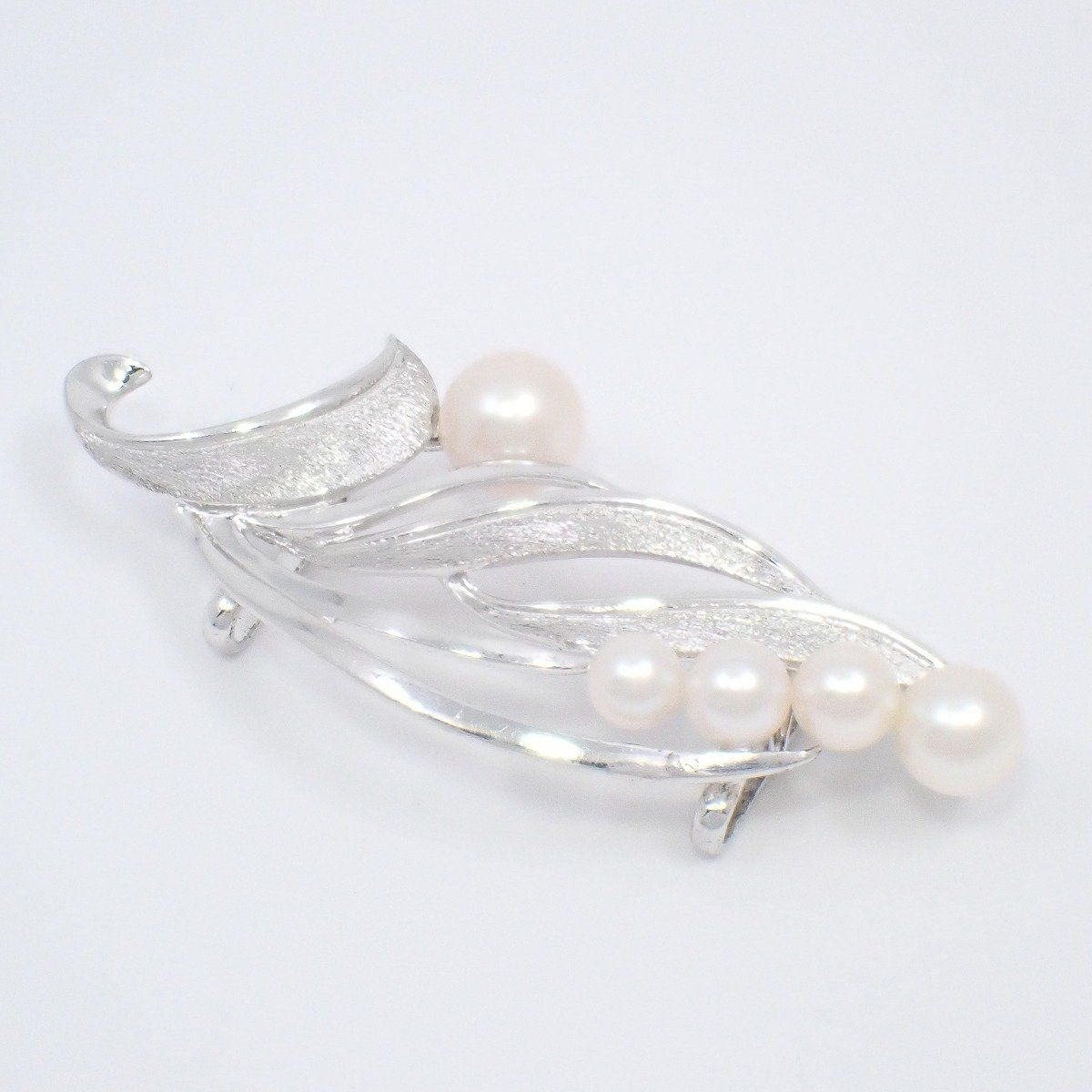 ミキモト リーフモチーフ 帯留め シルバー パール5粒