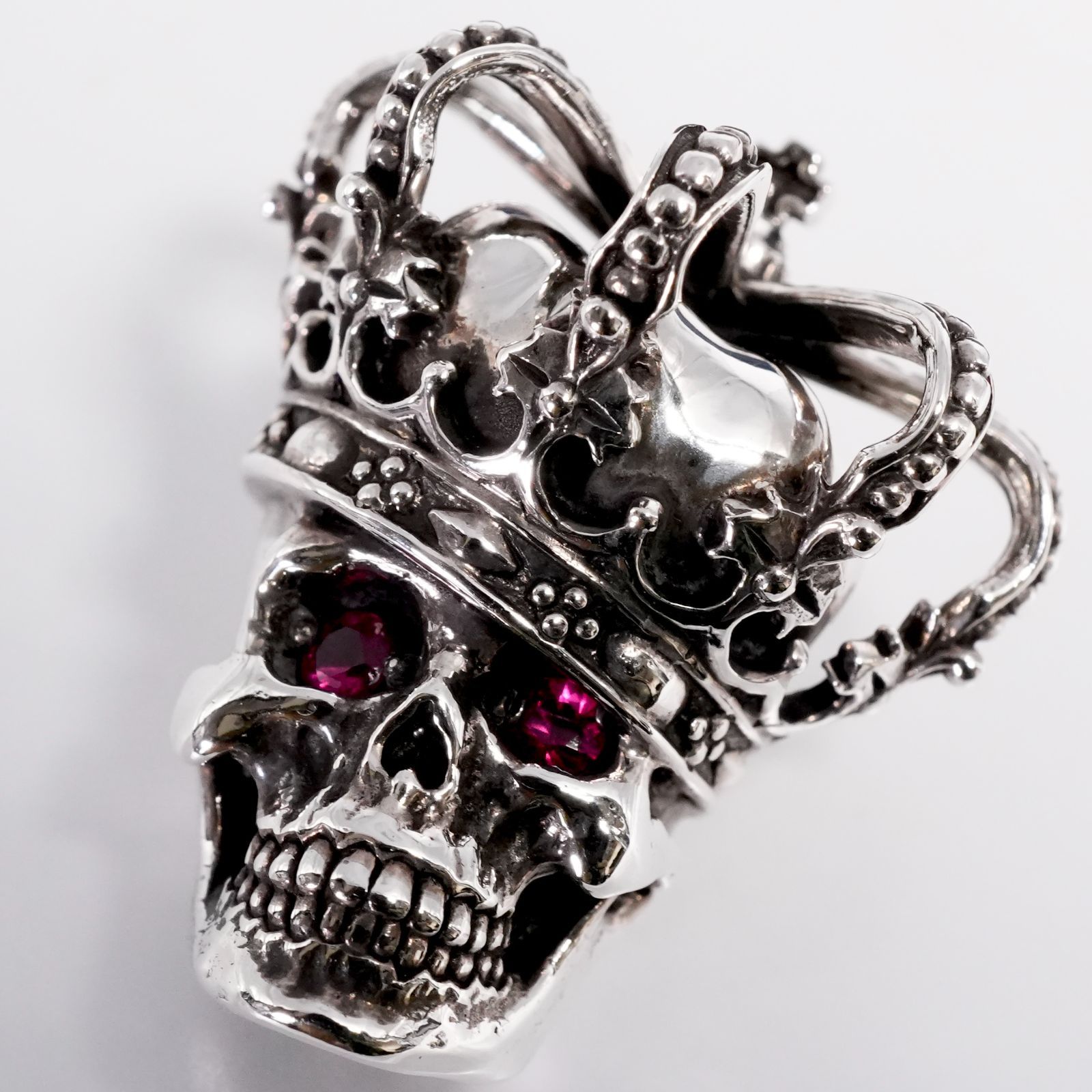 ジャスティンデイビス エッセンシャル スカル ペンダントトップ/25