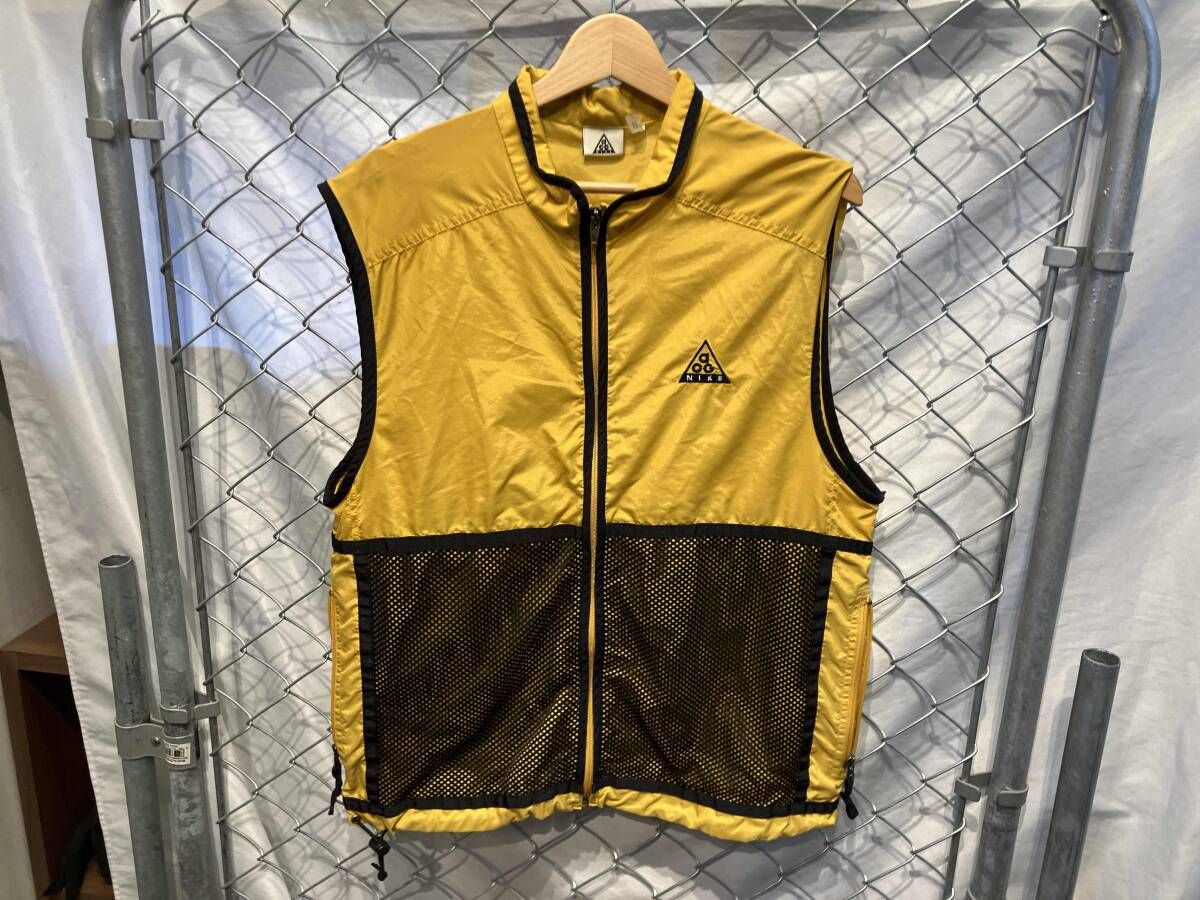 NIKE ACG ナイキ エーシージー ナイロンベスト イエロー ベスト サイズ
