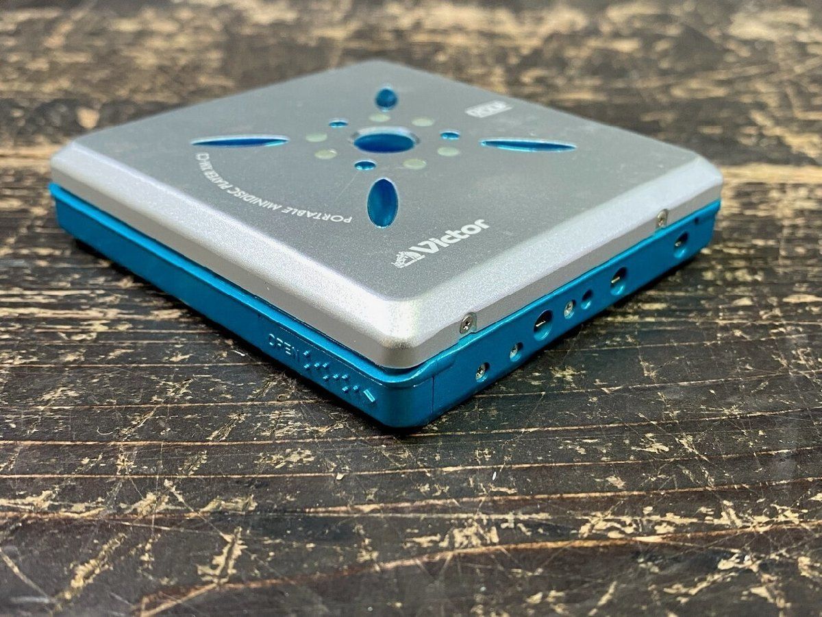 MD プレイヤー稀少品 F1664 Victor ビクターポータブルMDプレーヤー XM-C3-Gグリーン 付属品