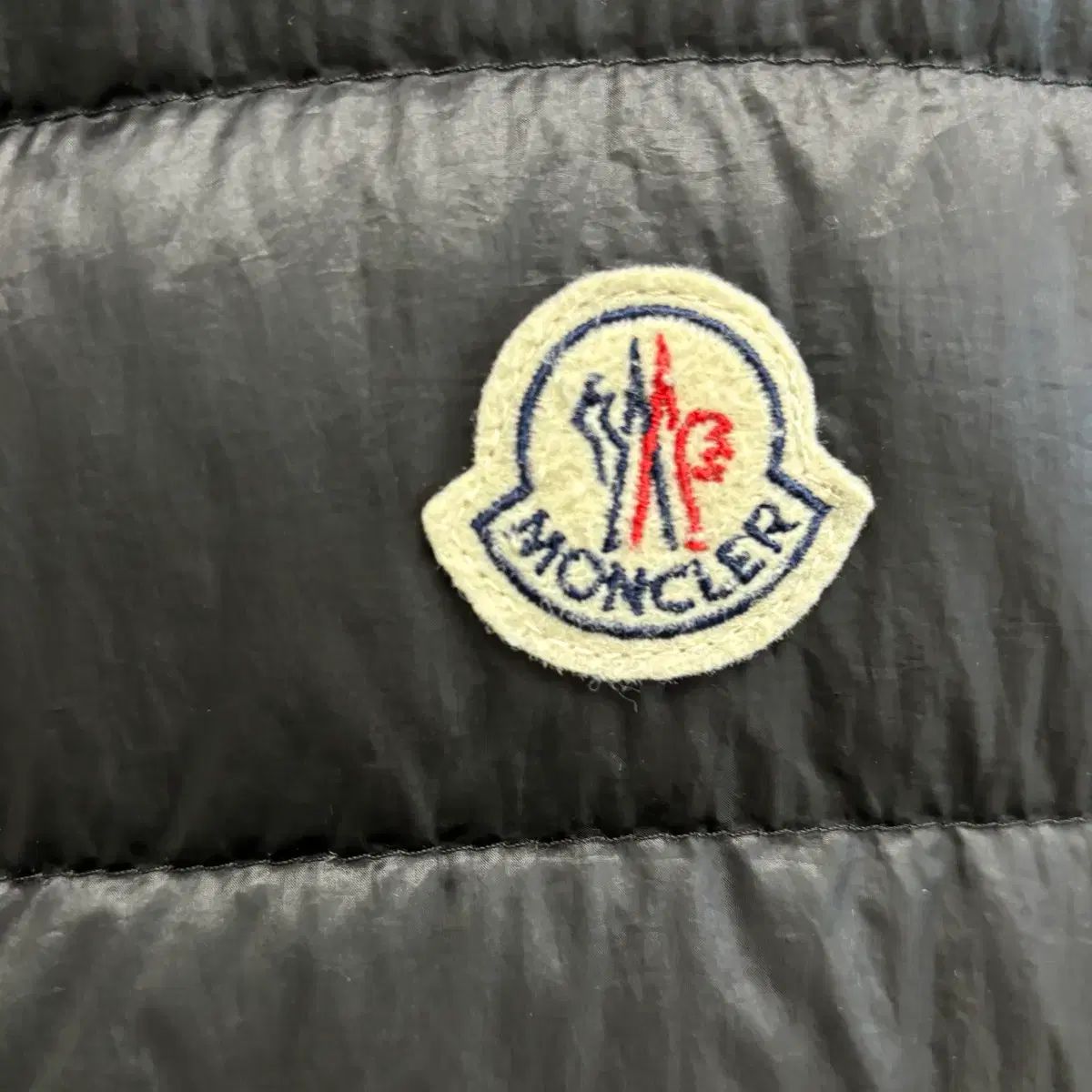 2 モンクレール バイカー ダウンベスト