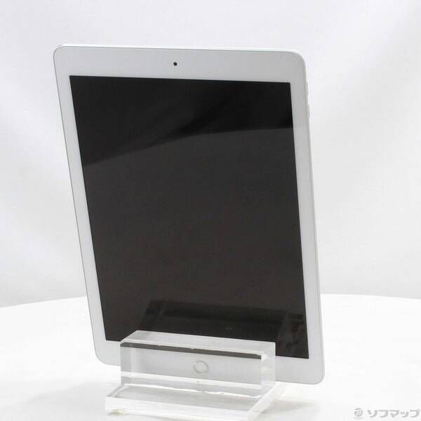 中古品〕 iPad 第6世代 32GB シルバー MR7G2J／A Wi-Fi【348】 - メルカリ