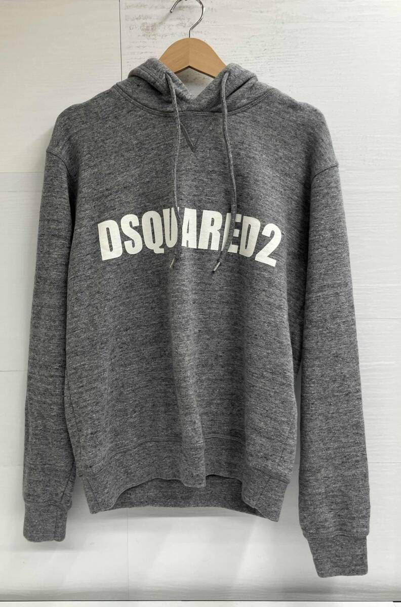 DSQUARED2 ディースクエアード ラグジュアリーパーカー S74GU0674