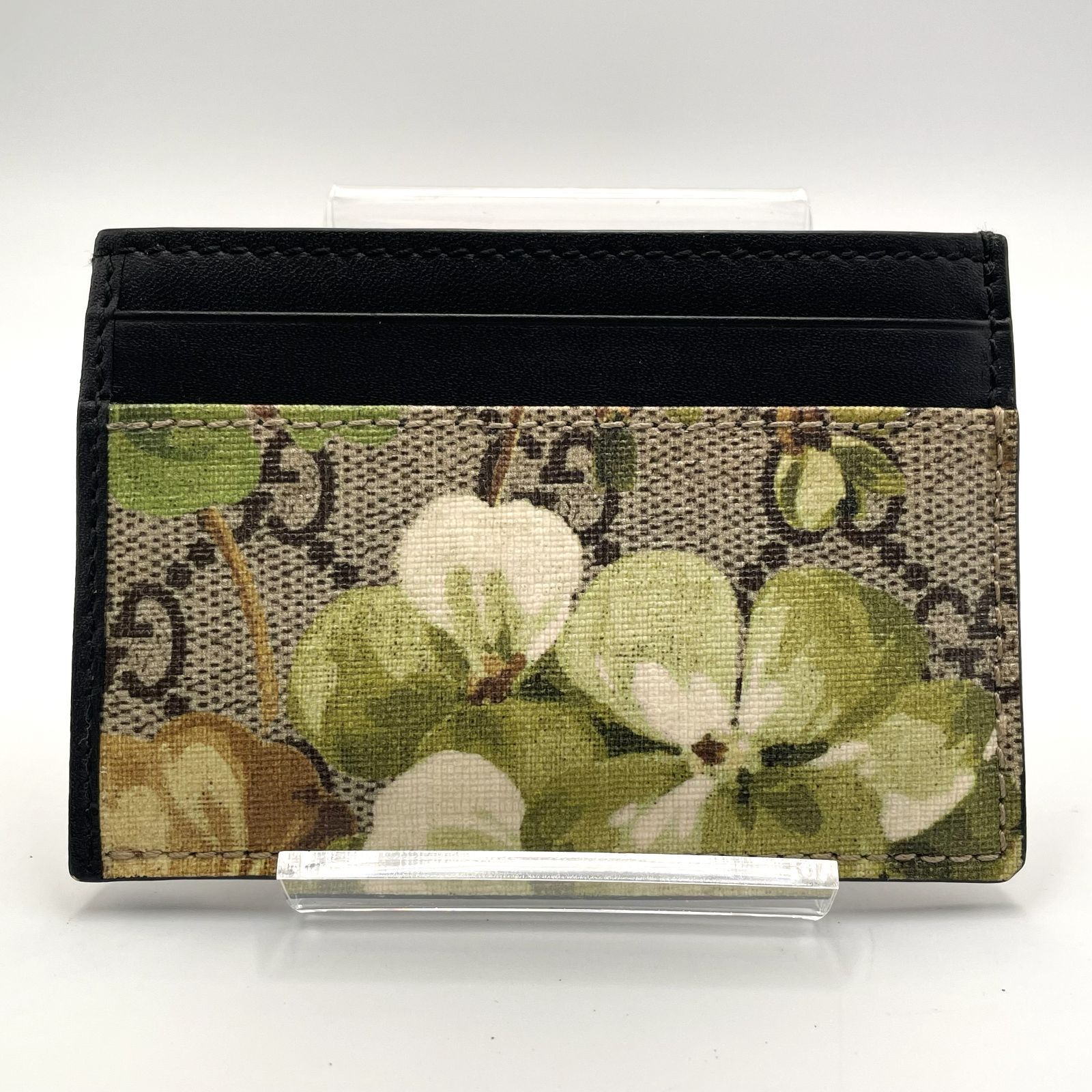 スリムで軽量】GUCCI グッチ GGスプリーム ブルームス カードケース 花