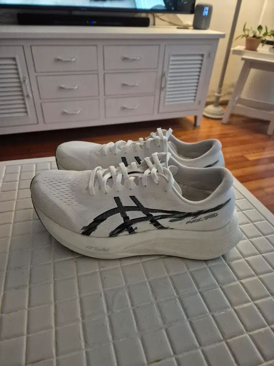 アシックス マジックスピード 265