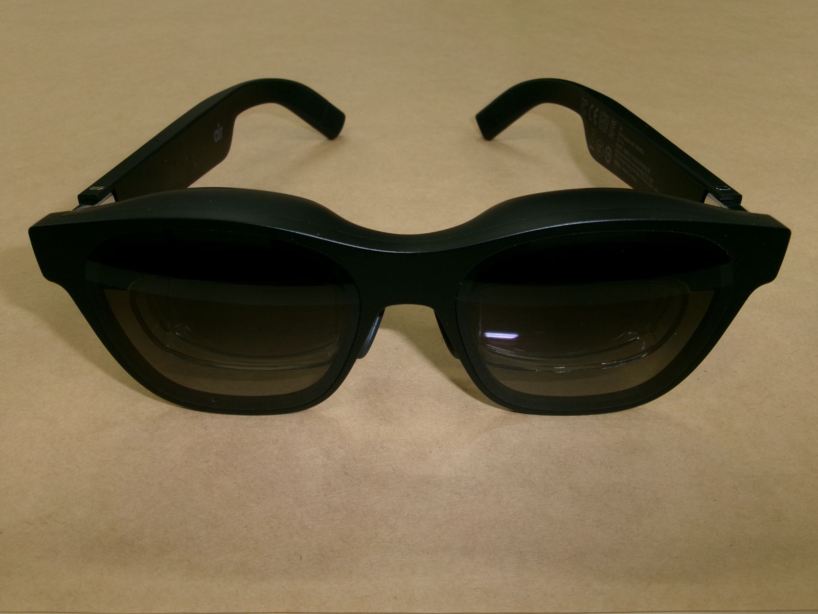 ARグラス XREAL Air（旧製品名：Nreal Air） - メルカリ