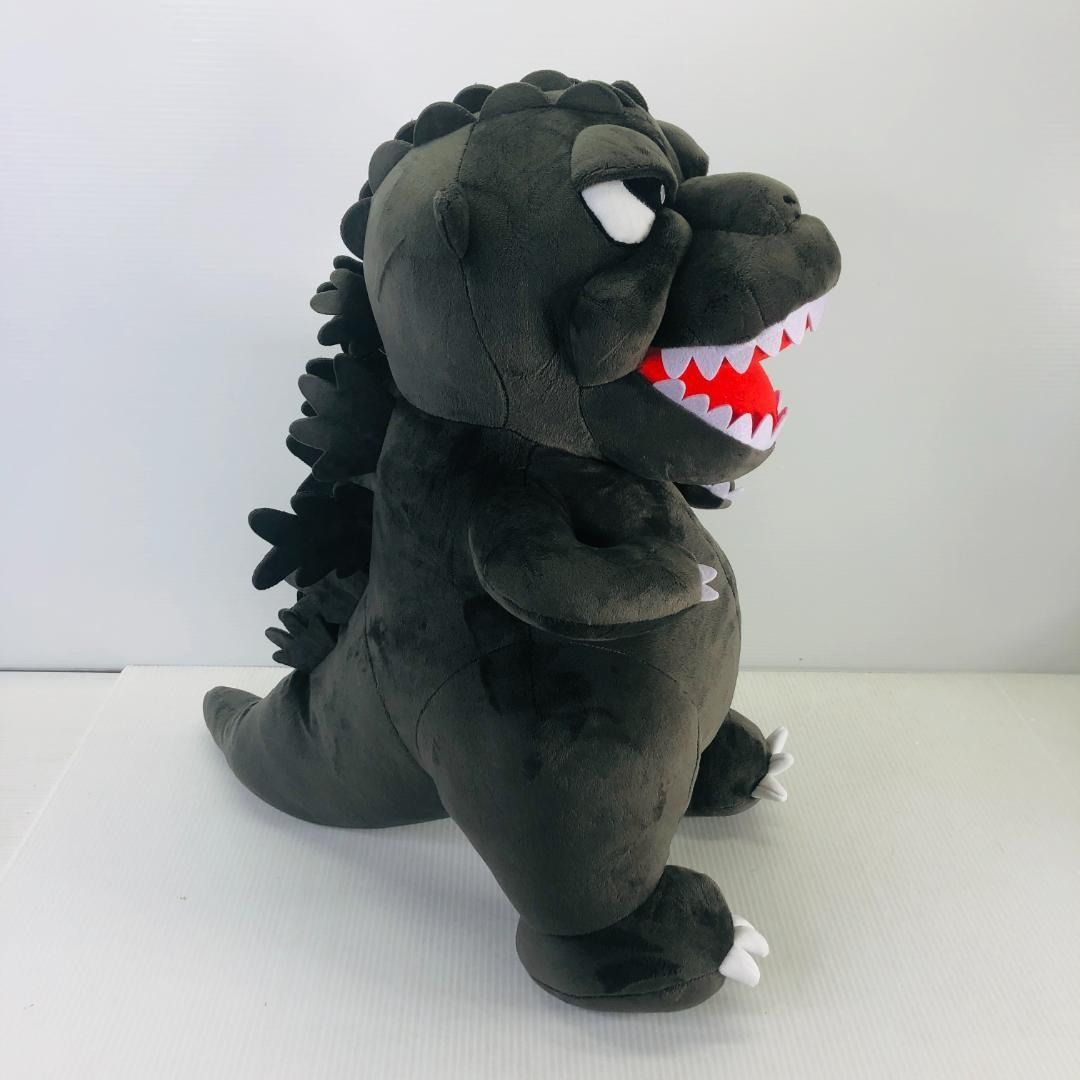 しまむら ゴジラ ダイカットクッション　ぬいぐるみ ゴジラ」のダイカットクッションが しまむらオンラインストアで絶賛