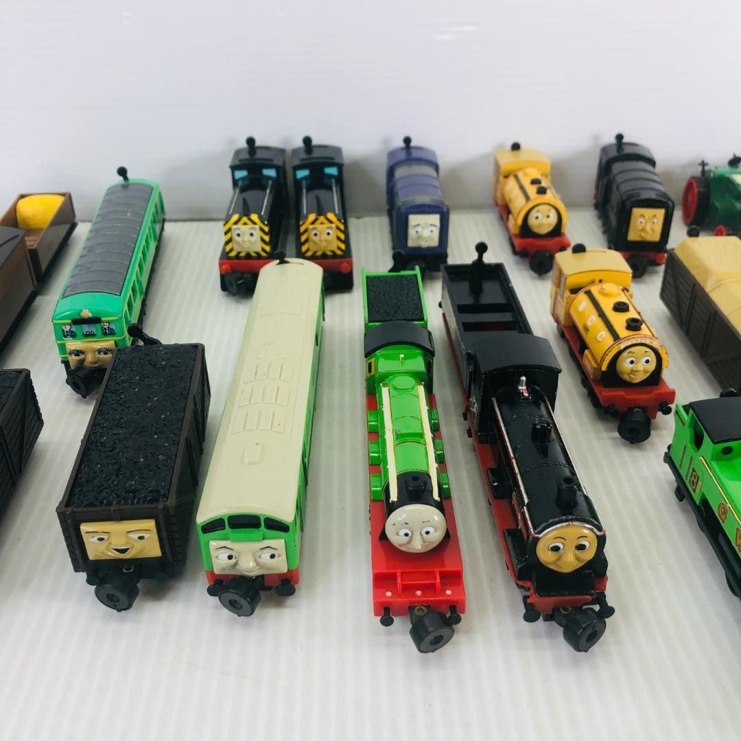 トーマスエンジンコレクション まとめ - メルカリ