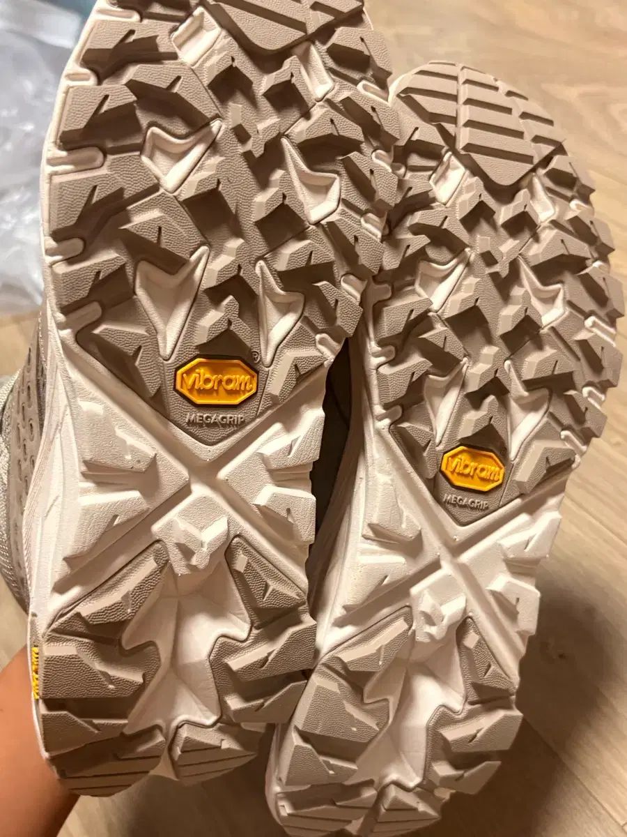 ブリーズ ミッド