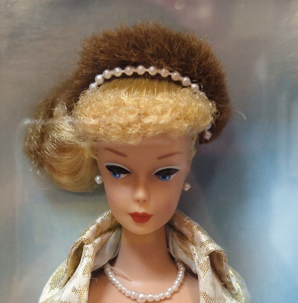 販売 マテル 復刻バービー ゴールドラベル イブニング・スプレンダー