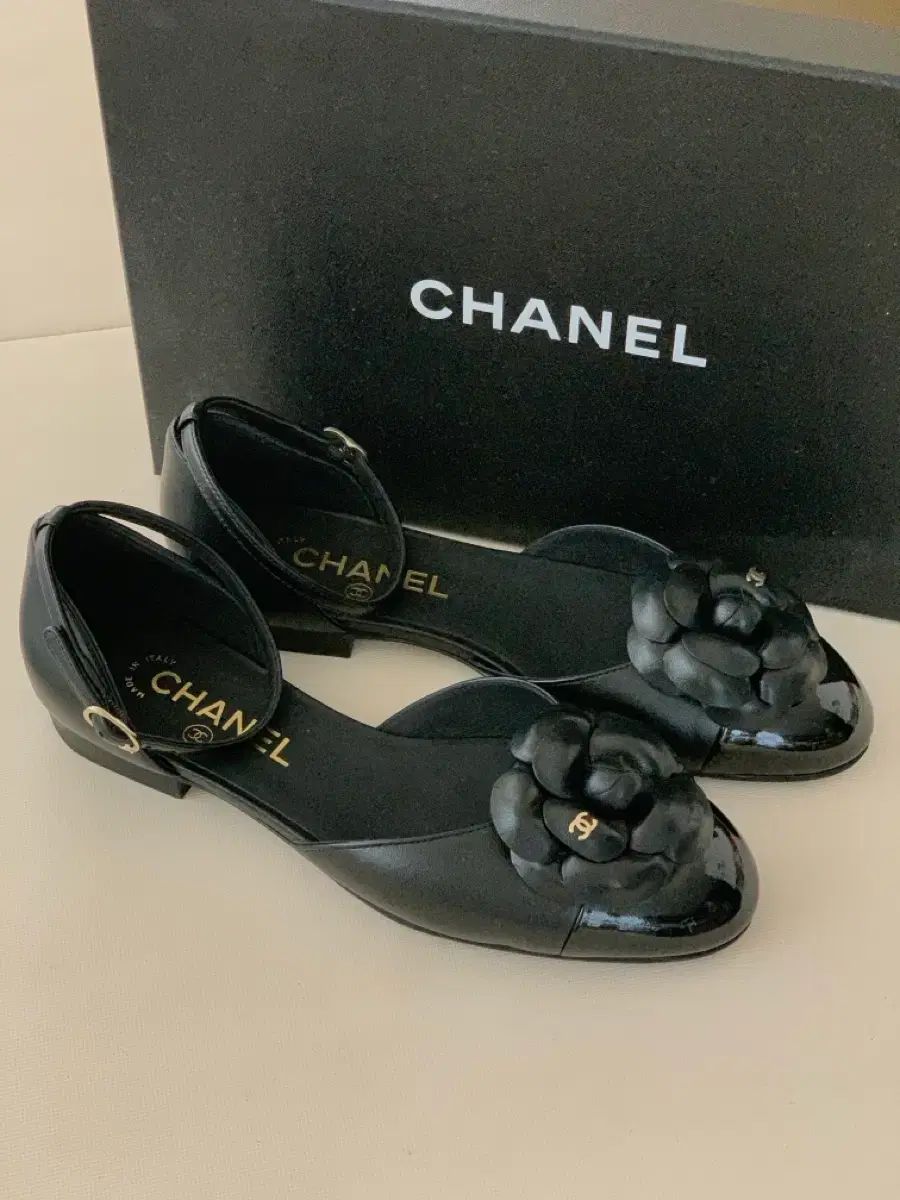 シャネル カメリア メリージェーン フラットシューズ 240