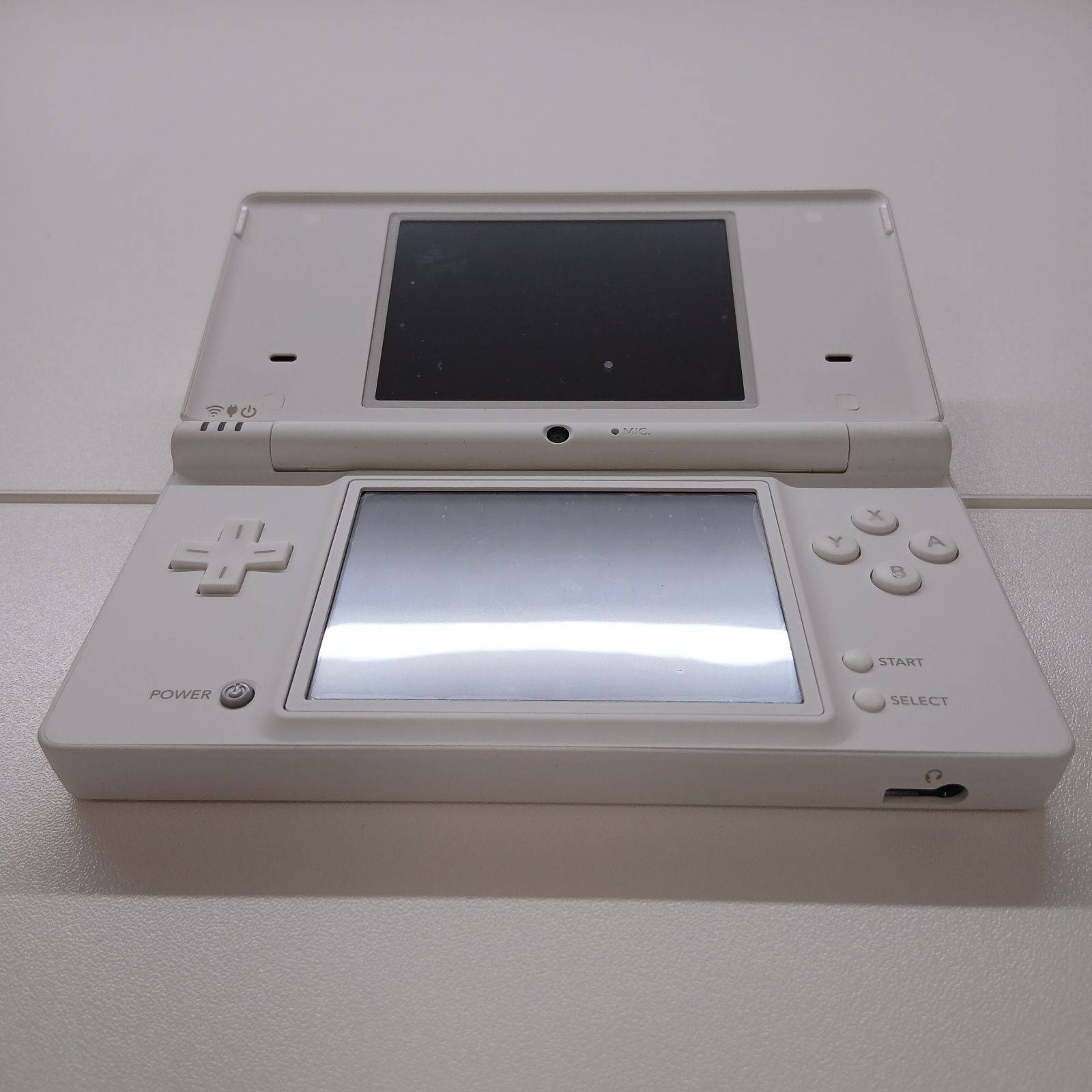 ニンテンドーDS本体 ソフト5本セット - メルカリ