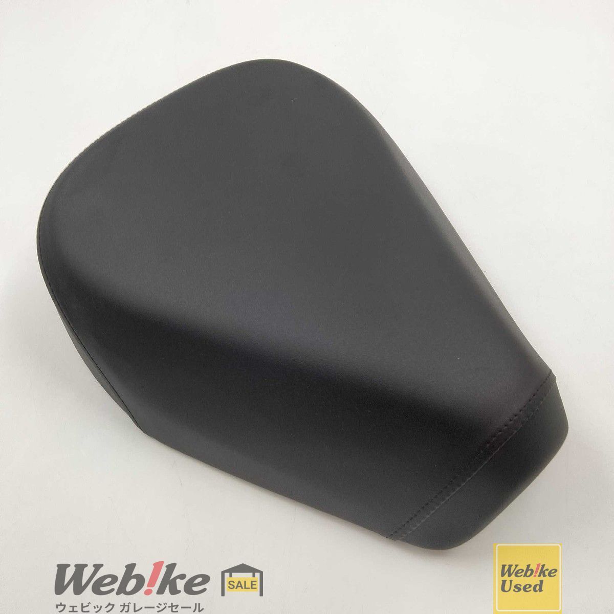 ホンダ純正中古パーツ CT125 シートCOMP シングル 77100-K2E-T00 RXBI10473