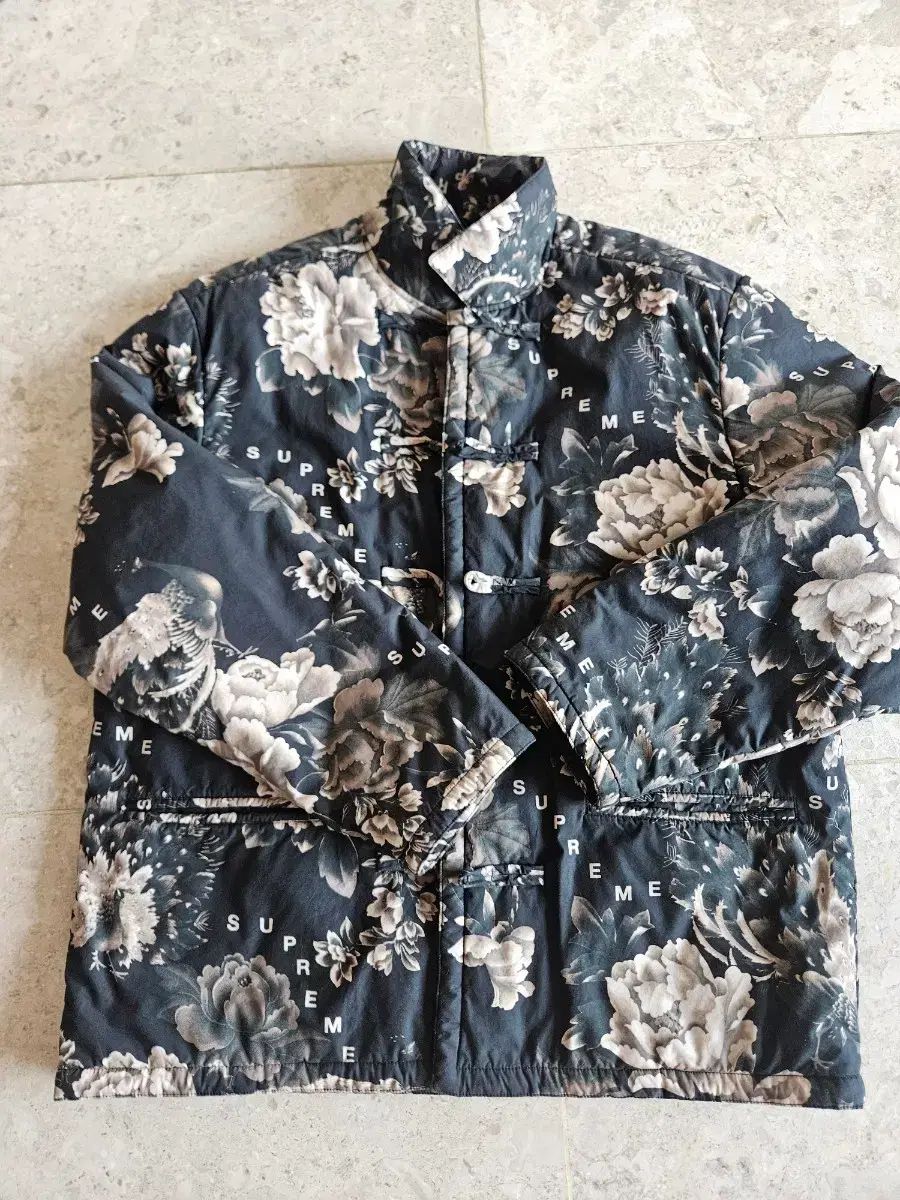 L シューフリップ ピコック ジャケット ブラック