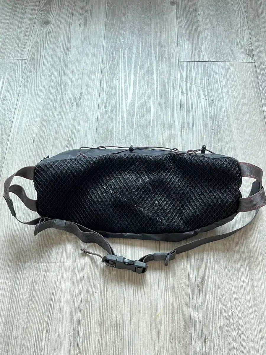 クレッタルムーセン L ドリームナー ランバーパック 5 ブラック