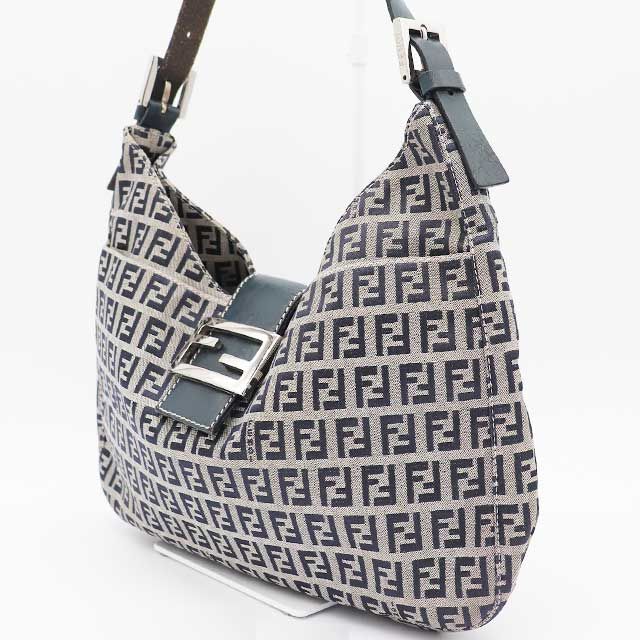 フェンディ FENDI ズッカ柄 ズッキーノ ショルダーバッグ キャンバス