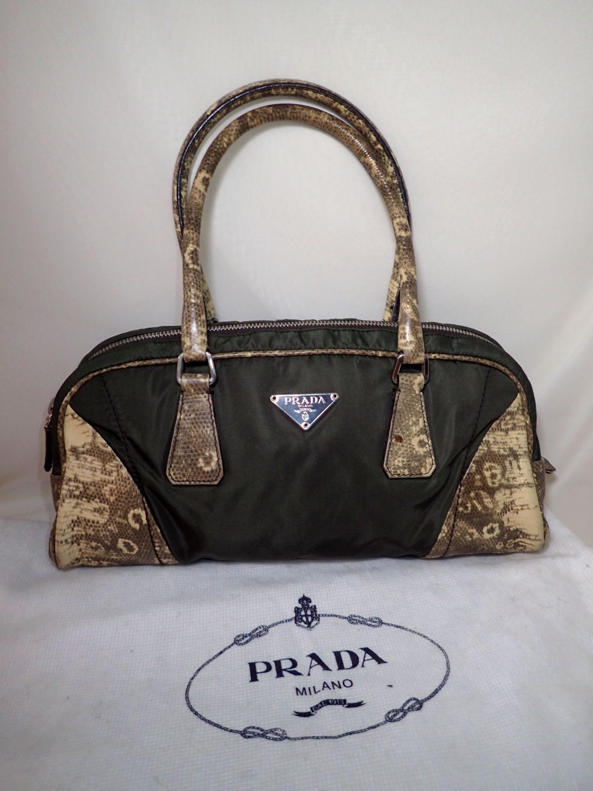 PRADAプラダ ミニボストンバッグ ハンドバッグ 三角プレート ナイロン