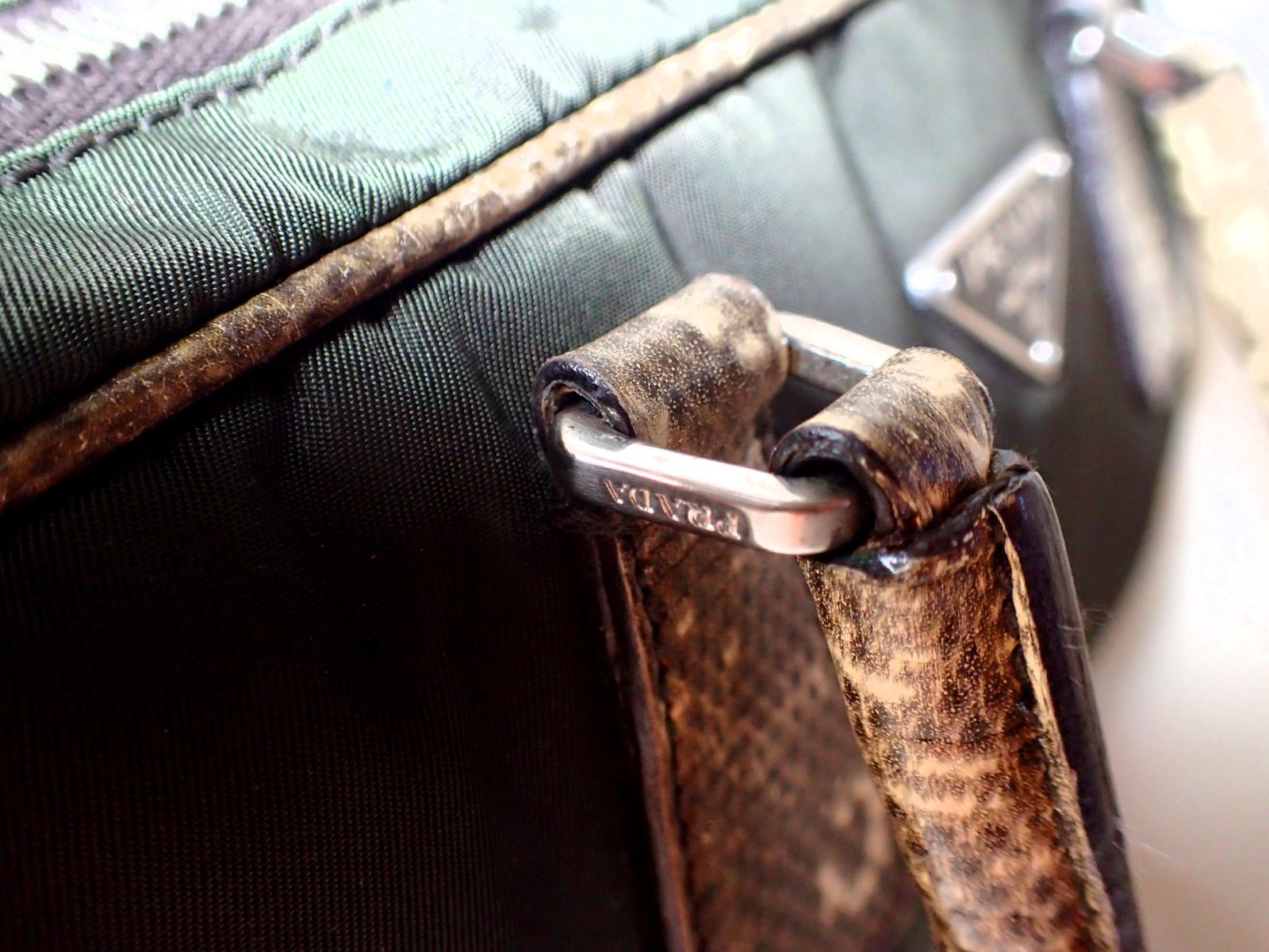 PRADAプラダ ミニボストンバッグ ハンドバッグ 三角プレート ナイロン