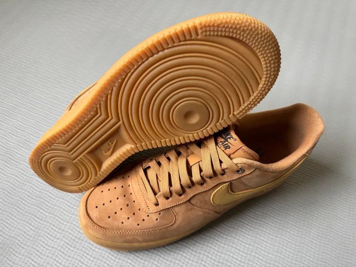 ナイキ エアフォース 1 エア フォース ブラウン