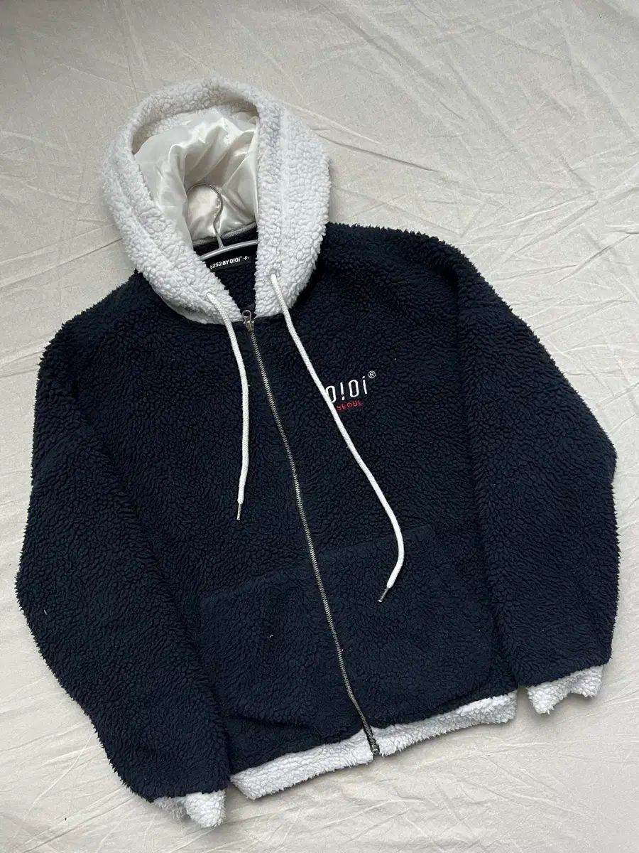 O!Oi フード フリース