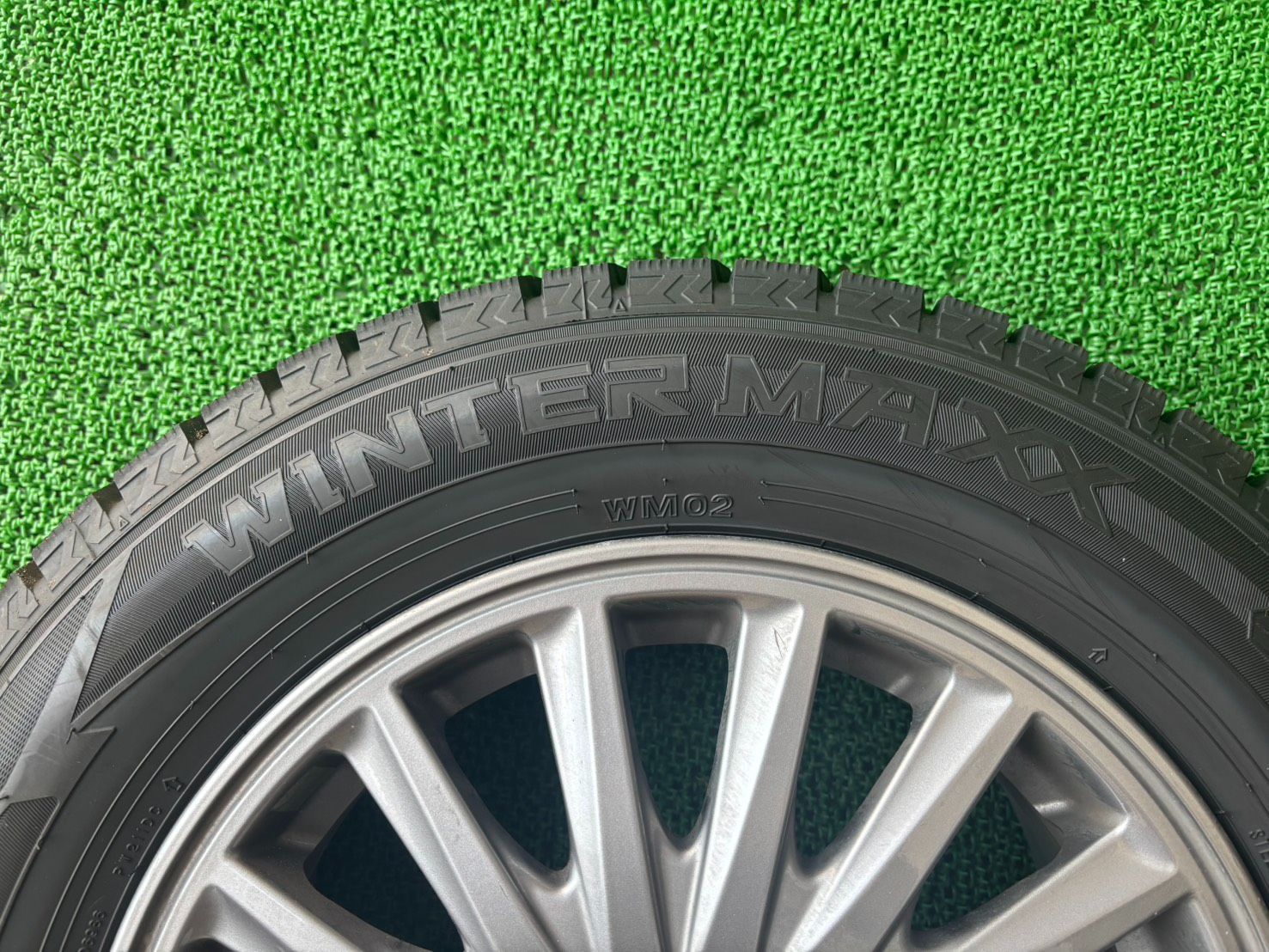 15インチアルミ 195