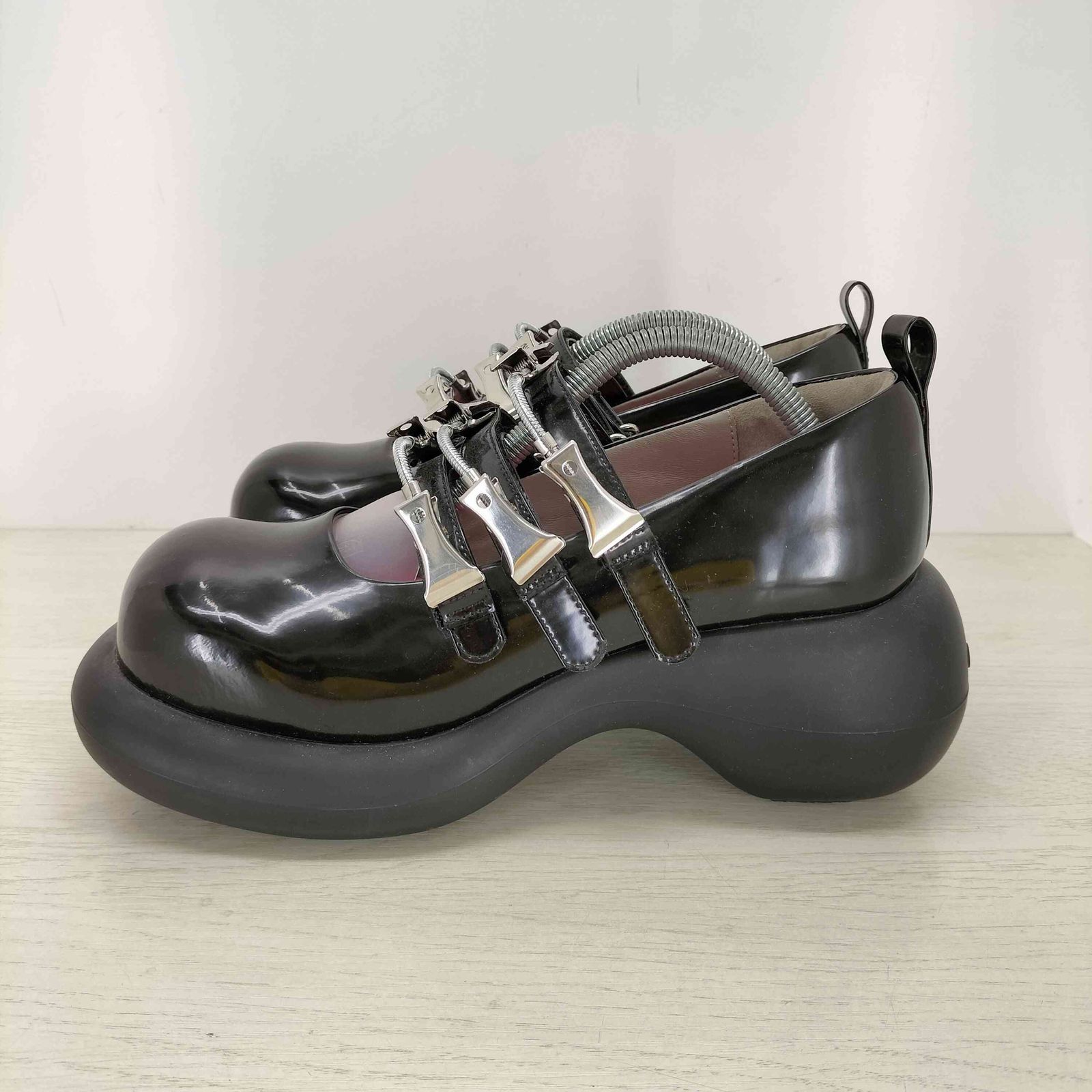 ユーズドフルギ 古着 GRAPE ブラックエナメルメリージェーンシューズ レディース JPN 37