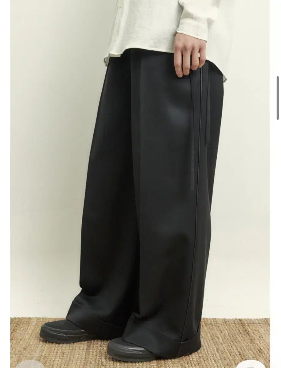 S ユース シャーリング ワイド パンツ ブラック